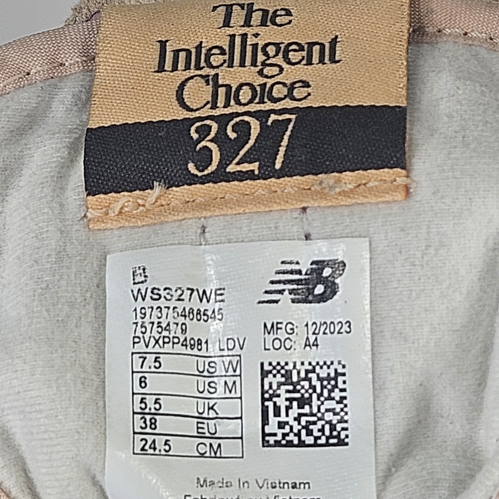 New Balance Women’s Sneakers in Mauve, Beige, Black. Size 7.5 - Picture 7 of 7